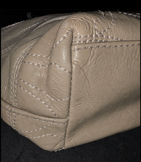 Coach Chelsea Leather Heritage Tote in Parchment/Graphite J1182-F15142