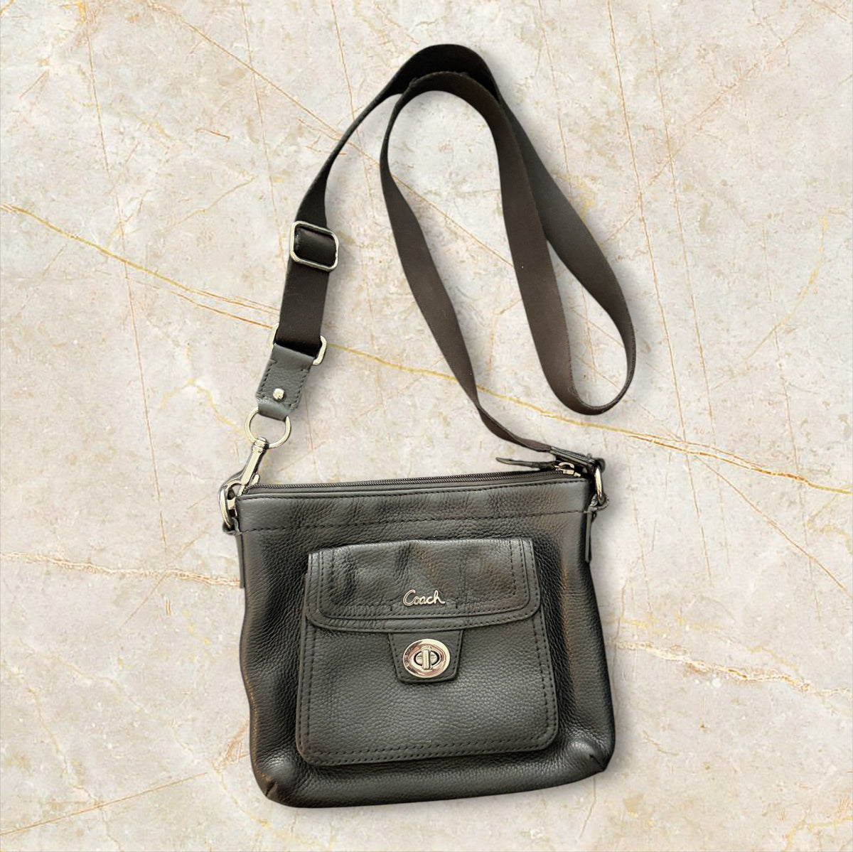 Coach Penelope Slim Turnlock Crossbody/Swingpack F16533